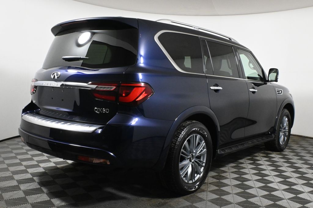 2024 INFINITI QX80 Luxe 7