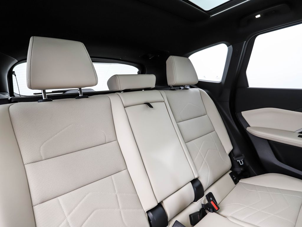 Thumbnail: 2023 BMW X1 - 28