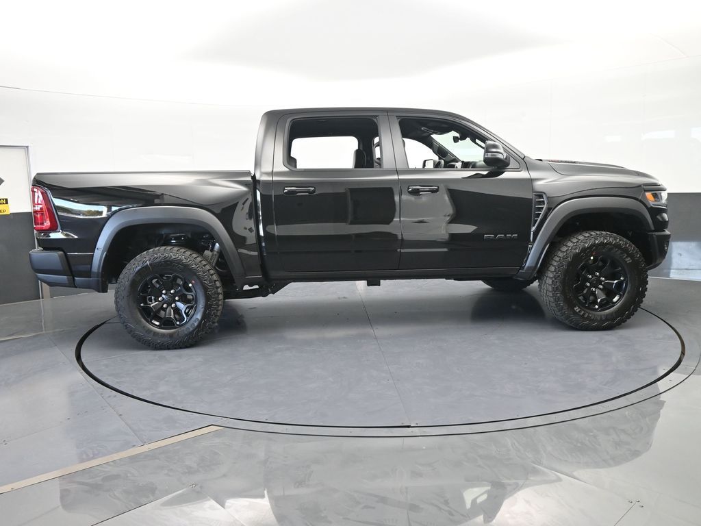 New 2026 Diamond Black Crystal Pearlcoat Ram RHO image 7