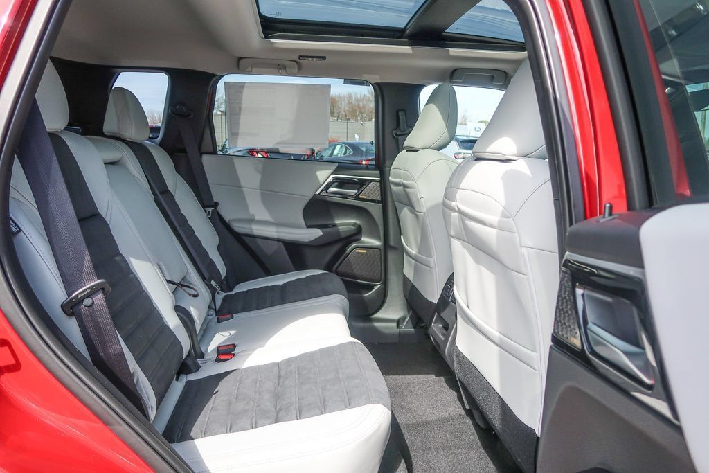 2026 Mitsubishi Outlander SE 2.5 S-AWC