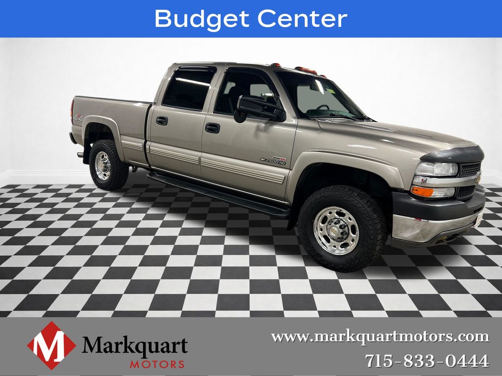 Light Pewter Metallic 2002 Chevrolet Silverado 2500HD LS Crew Cab 4WD Pickup Truck Four-Wheel Drive 5-Speed Automatic Overdrive