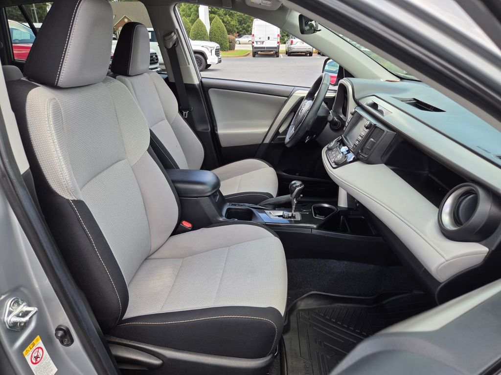 Used 2018 Toyota RAV4 SUV