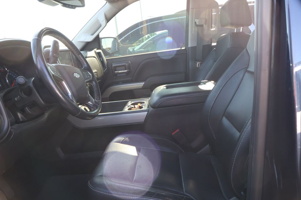 Thumbnail: 2018 Chevrolet Silverado 1500 - 13