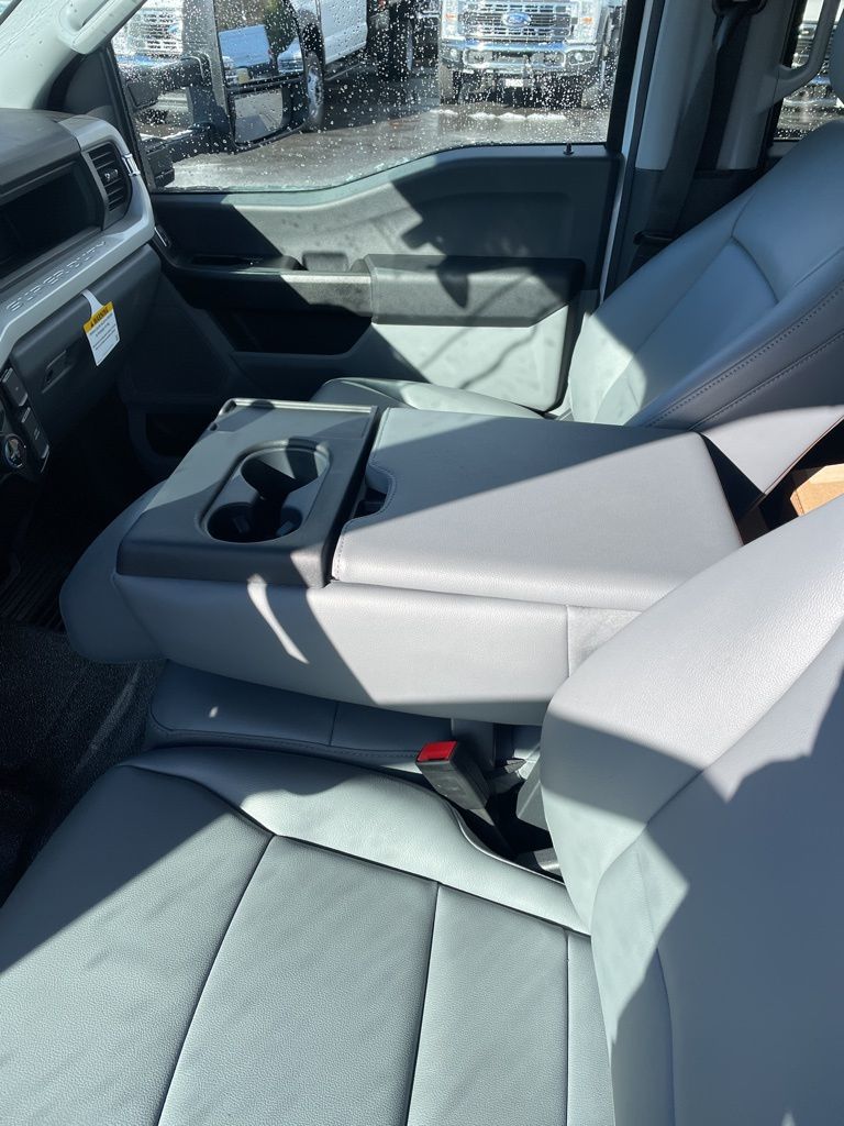 2026 Ford F-450 Chassis XL