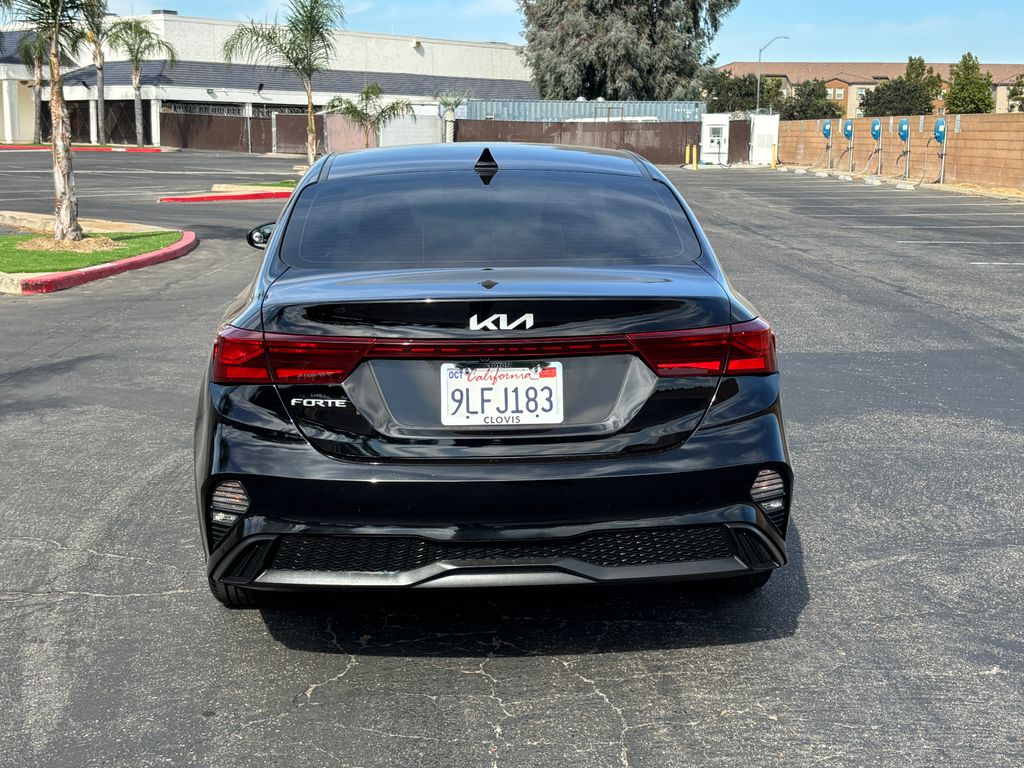 Thumbnail: 2023 Kia Forte - 6