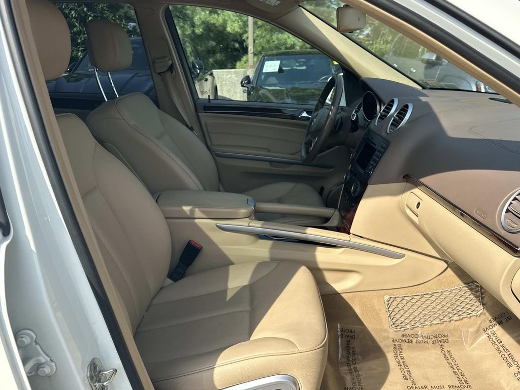 Thumbnail: 2012 Mercedes-Benz GL-Class - 11