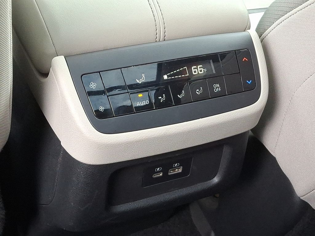 Thumbnail: 2022 Nissan Pathfinder - 12