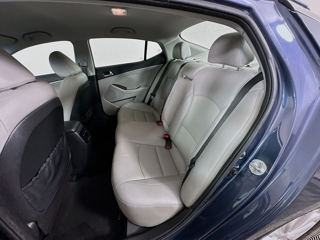 Thumbnail: 2015 Kia Optima - 22