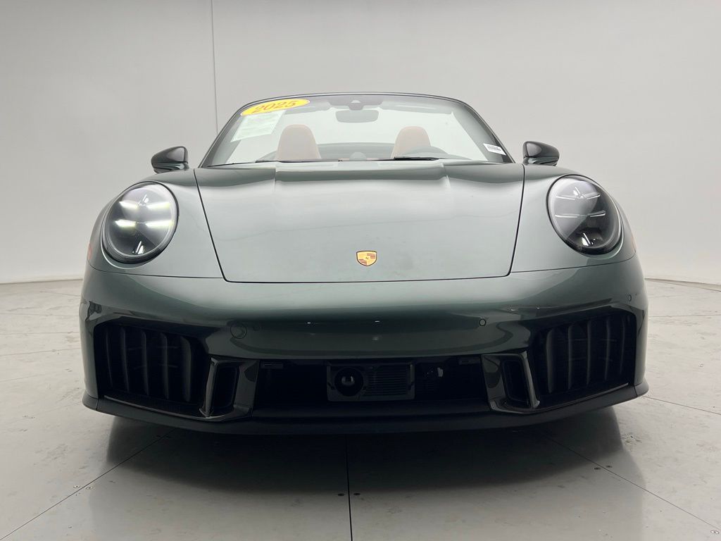 Thumbnail: 2025 Porsche 911 - 27