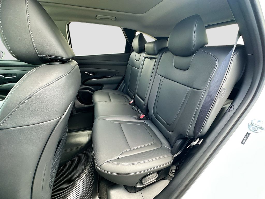2025 Hyundai Tucson Limited 17