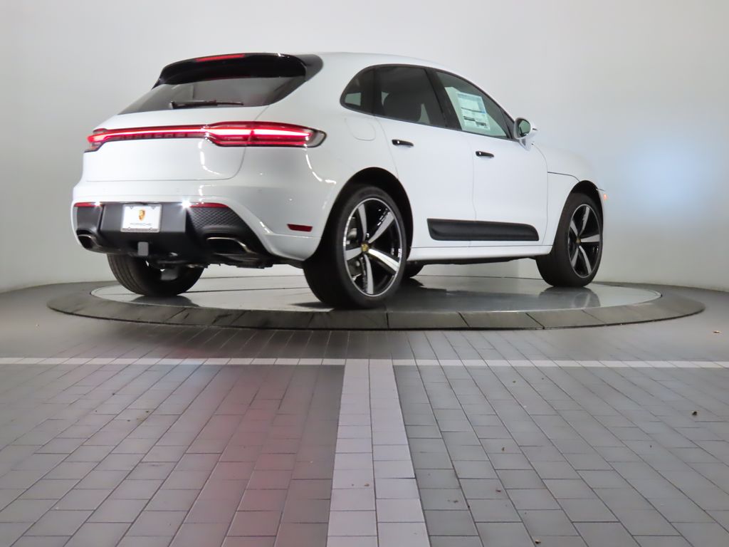 2024 Porsche Macan  5