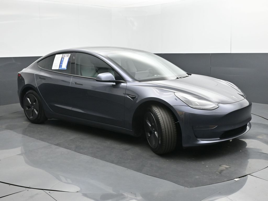 2021 Tesla Model 3 Standard Range Plus Rear-Wheel Drive