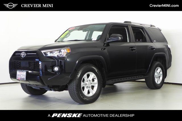 2022 Toyota 4Runner SR5 1