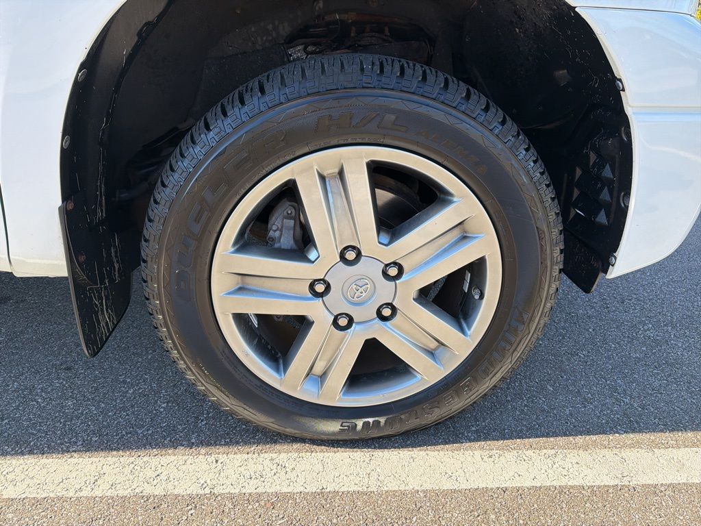 Thumbnail: 2012 Toyota Tundra - 12