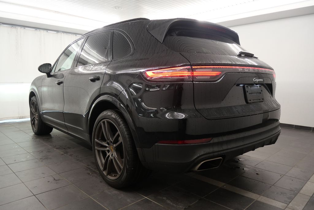 2021 Porsche Cayenne Base 5