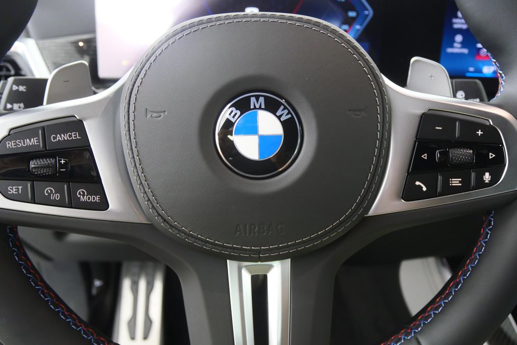 Thumbnail: 2026 BMW X5 - 17