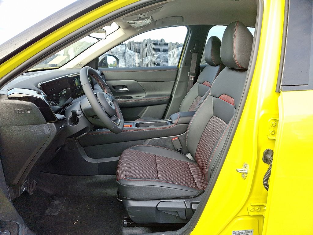 Thumbnail: 2026 Nissan Kicks - 5