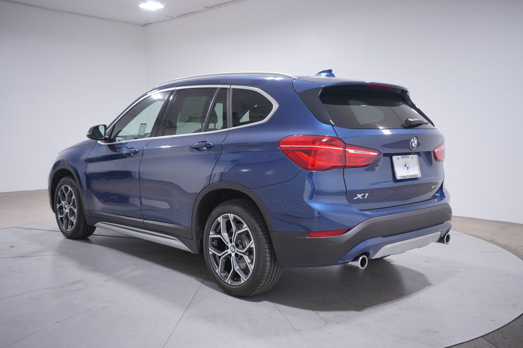 2021 BMW X1 sDrive28i 3