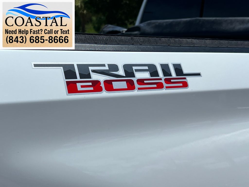 2021 Chevrolet Silverado 1500 LT Trail Boss White at Bob Mills Chevrolet