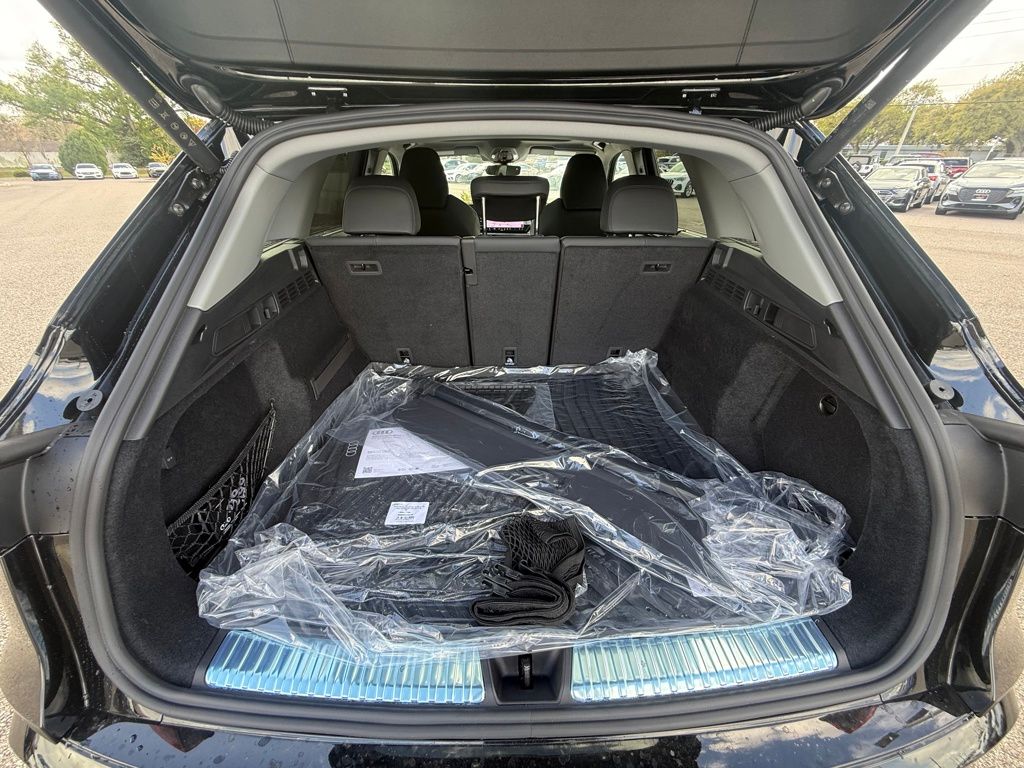 New 2025 Black Audi 2.0T Premium Plus image 51