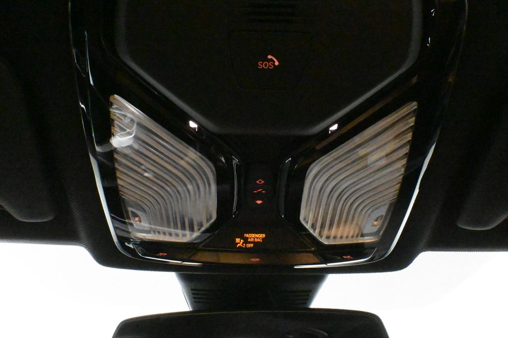 Thumbnail: 2026 BMW 3 Series - 21