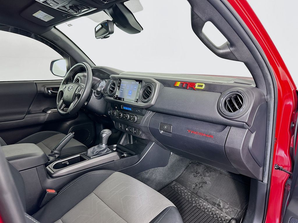Thumbnail: 2022 Toyota Tacoma - 27