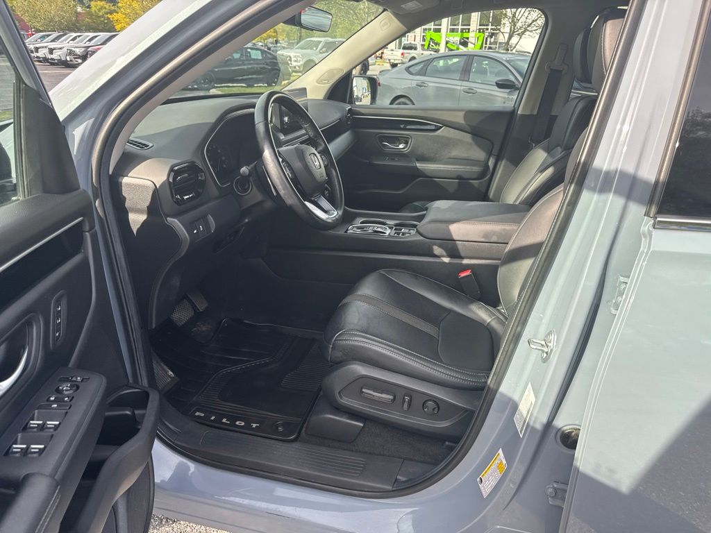 Used 2024 Honda Pilot SUV