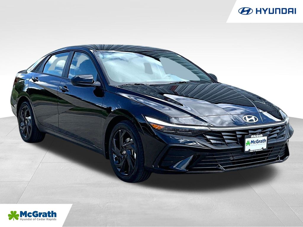 Abyss Black 2026 Hyundai Elantra Sedan Front-Wheel Drive Continuously Variable Transmission