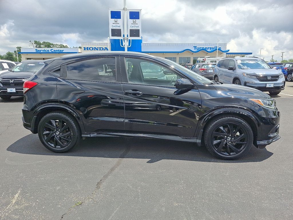 2022 Honda HR-V Sport 7