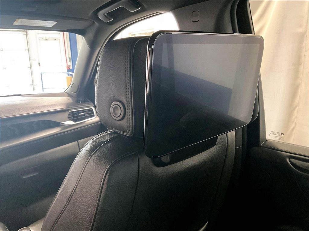 2024 GMC Yukon — photo 27