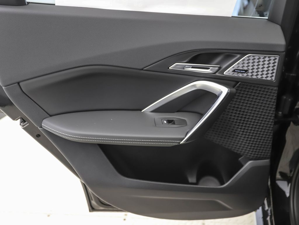 Thumbnail: 2025 BMW X1 - 19