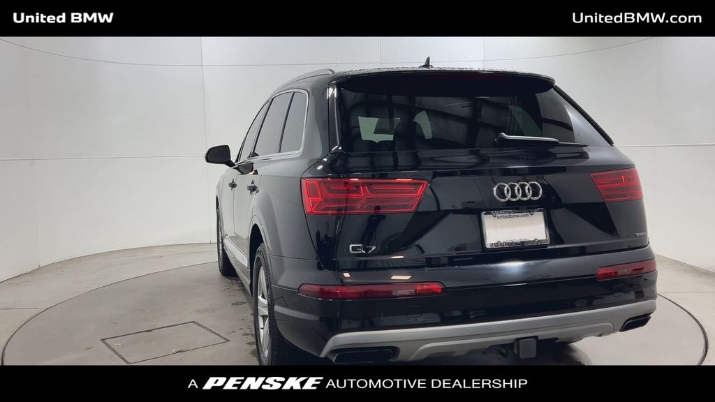Thumbnail: 2019 Audi Q7 - 7