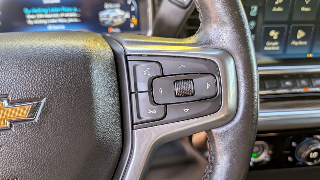 Used 2022 Chevrolet Silverado 1500 LT 4D Crew Cab