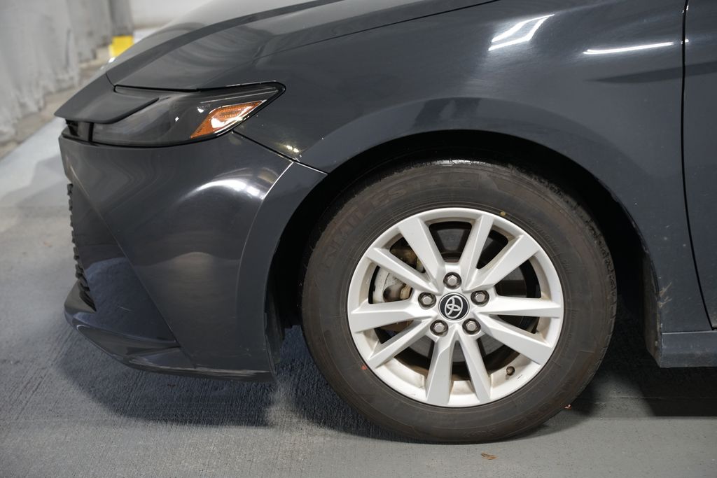 Thumbnail: 2025 Toyota Camry - 5