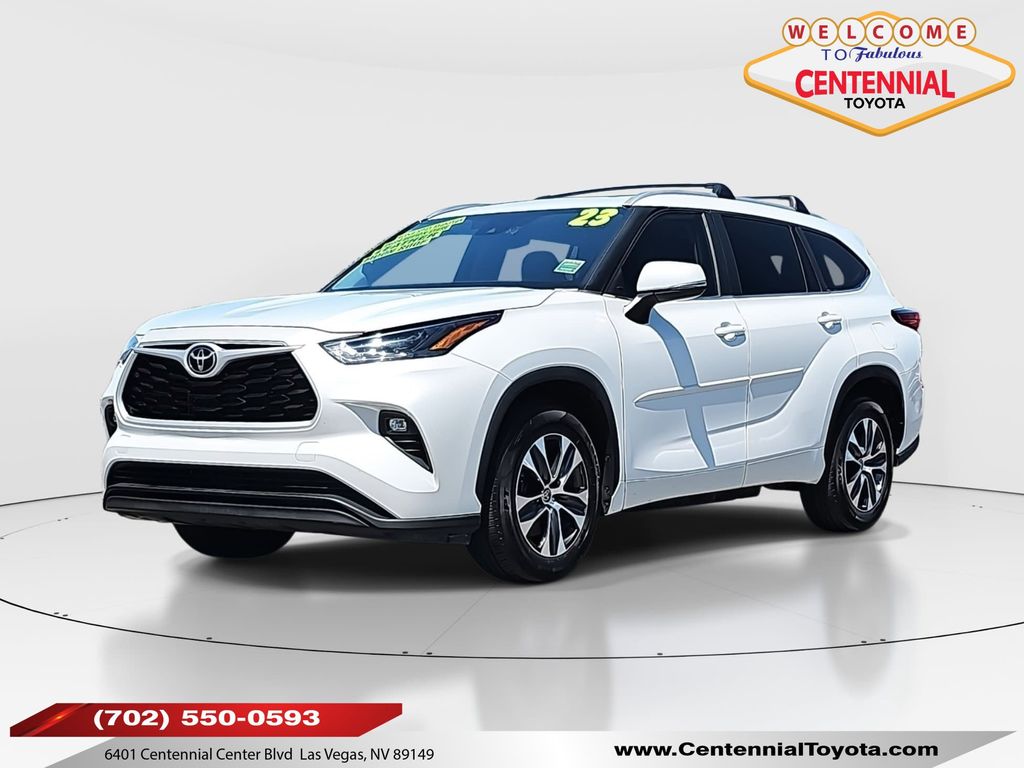 2023 Toyota Highlander XLE