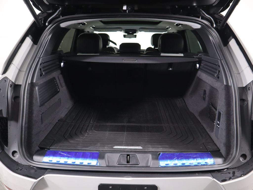 Thumbnail: 2025 Land Rover Range Rover Sport - 30