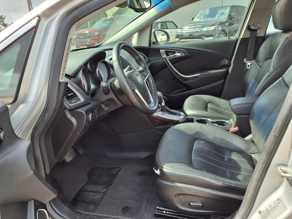 2012 Buick Verano Leather Group - 10