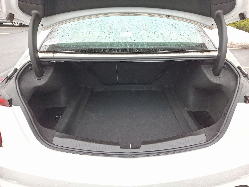 Thumbnail: 2023 Cadillac CT5 - 31