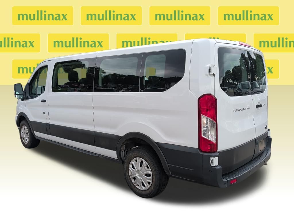 Used 2023 White Ford XLT image 3