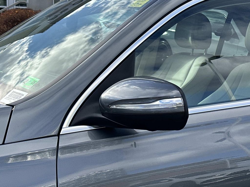 Thumbnail: 2022 Mercedes-Benz GLE - 13