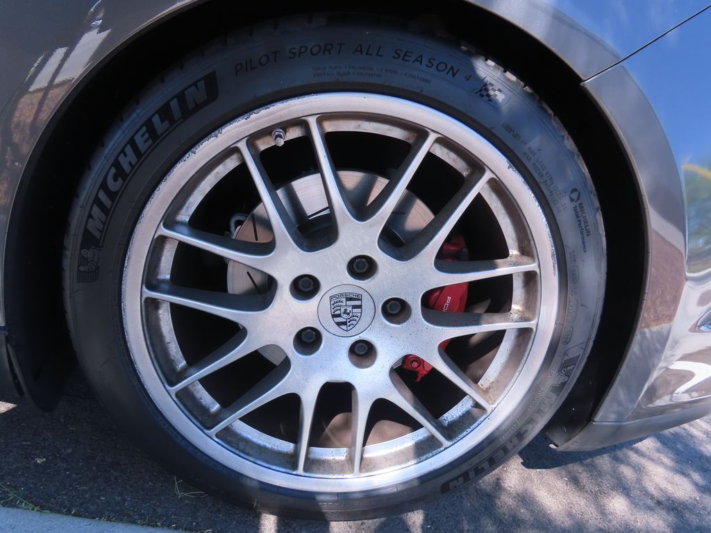 Thumbnail: 2013 Porsche Panamera - 16