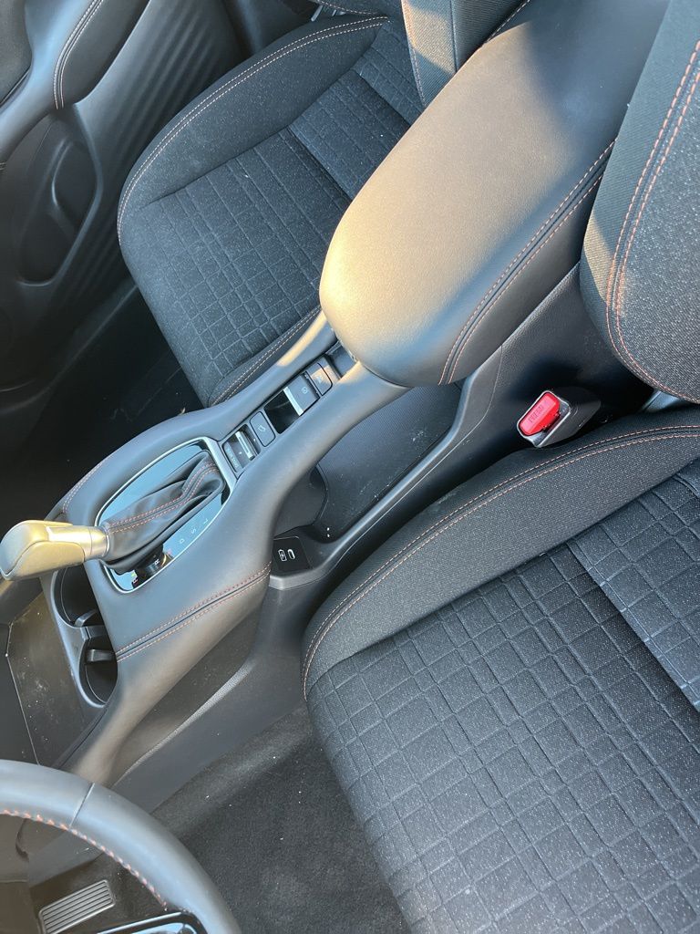 Thumbnail: 2025 Honda HR-V - 18