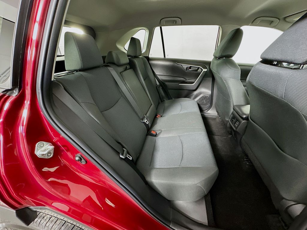 Thumbnail: 2022 Toyota RAV4 - 26