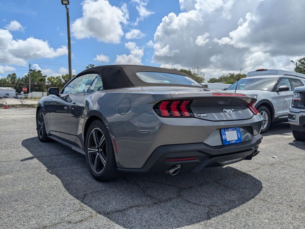 2025 Ford Mustang EcoBoost