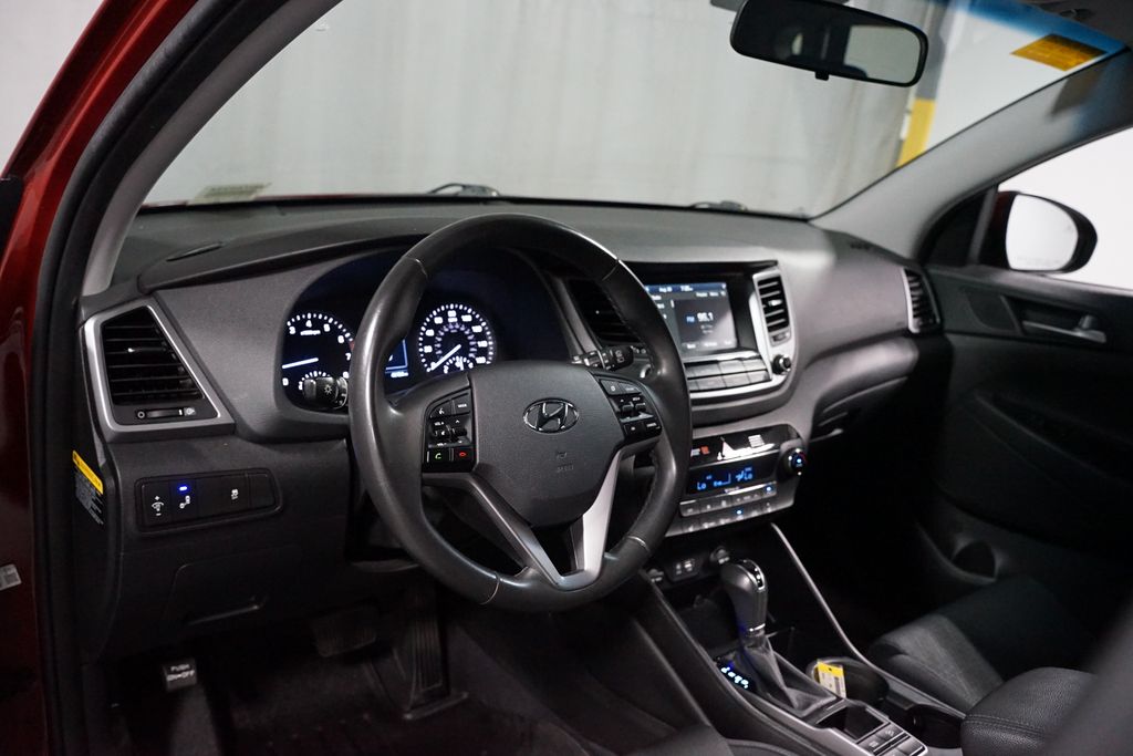 Thumbnail: 2018 Hyundai Tucson - 11