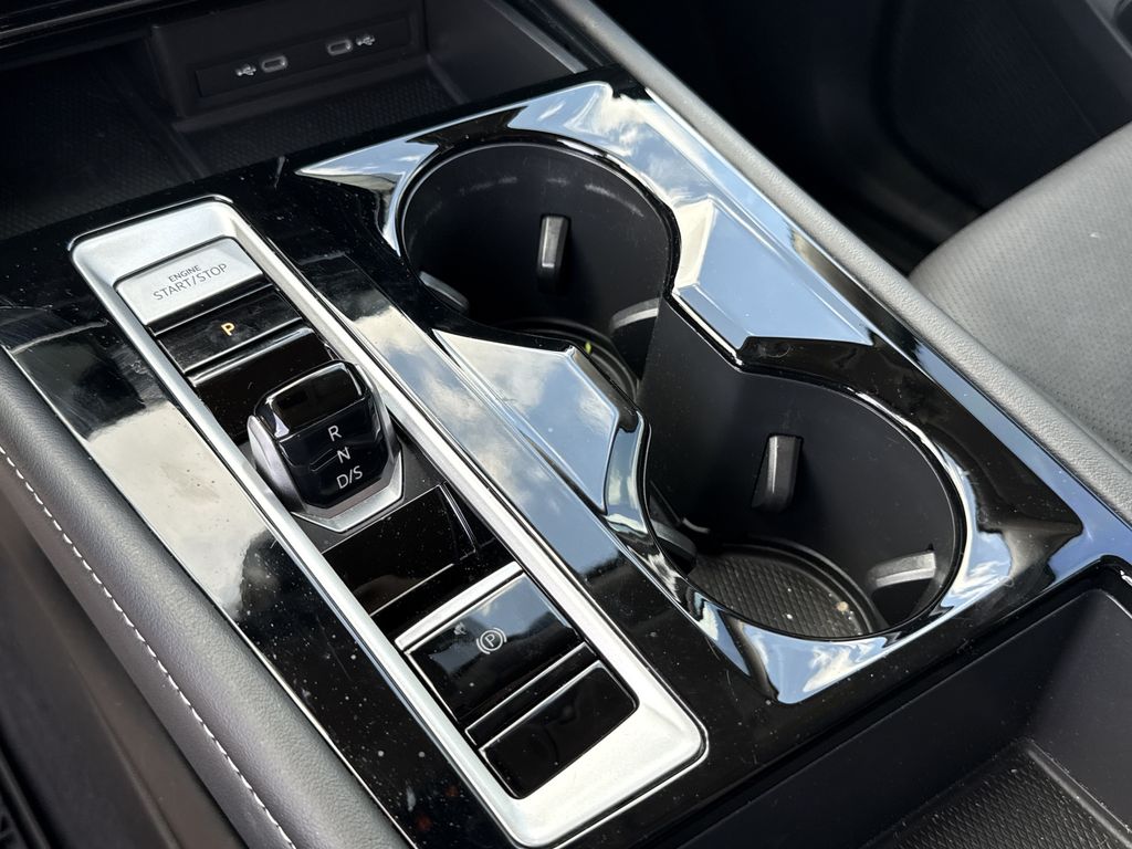 2024 Volkswagen Atlas 2.0T SE w/Technology Silver at DeMontrond Auto Country