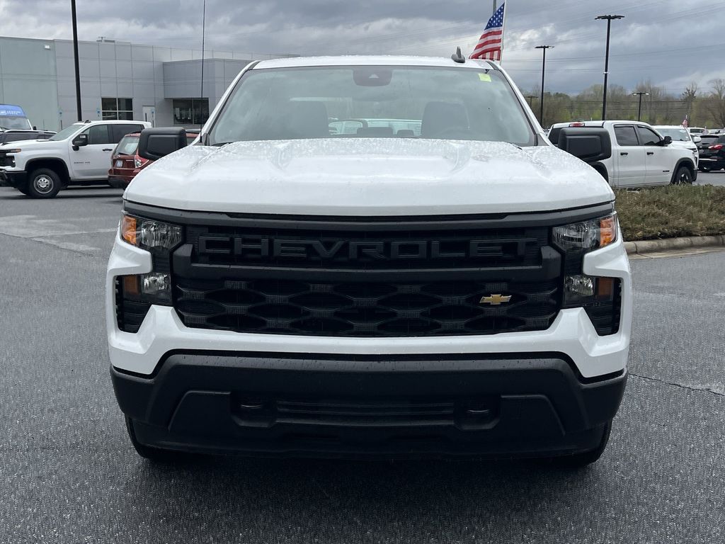 2025 Chevrolet Silverado 1500 WT photo