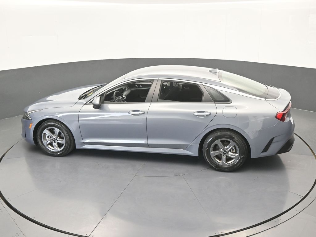 Used 2024 Everlasting Silver Kia LXS image 43