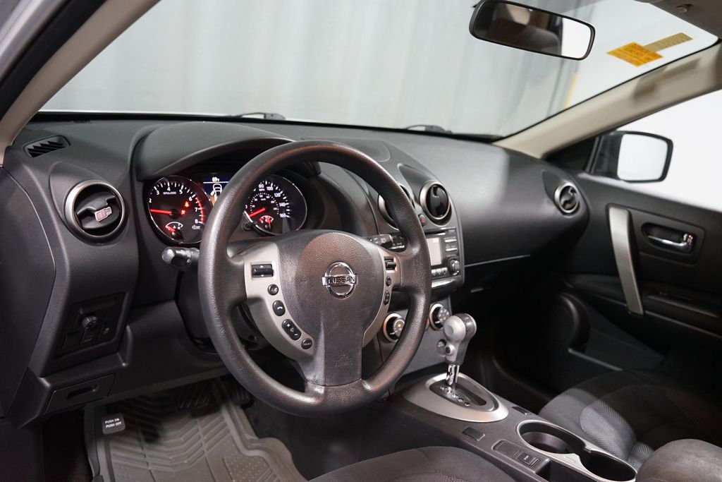 Thumbnail: 2014 Nissan Rogue - 7