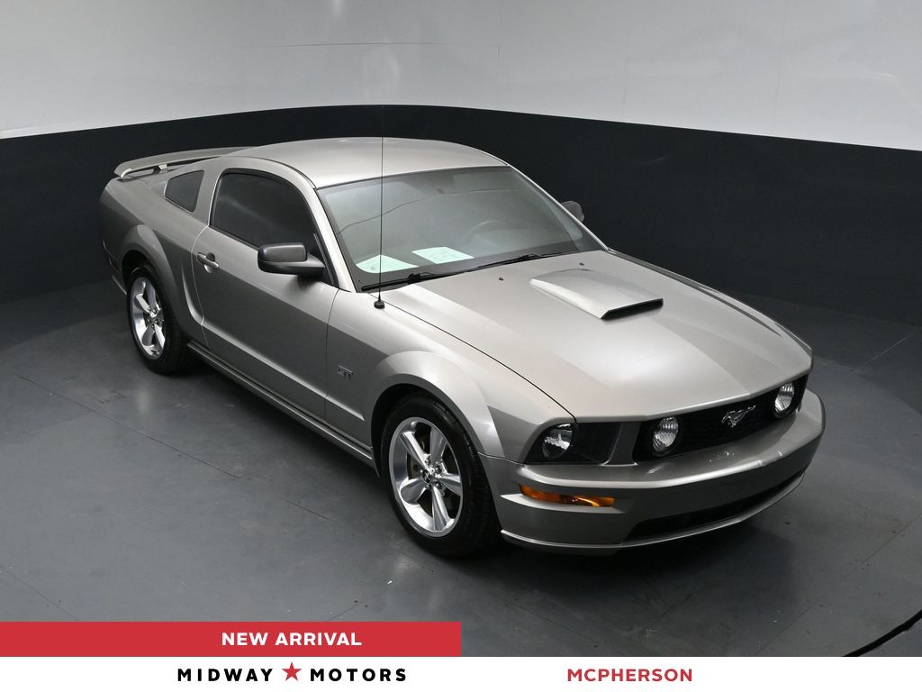 2008 Ford Mustang GT Deluxe Coupe RWD